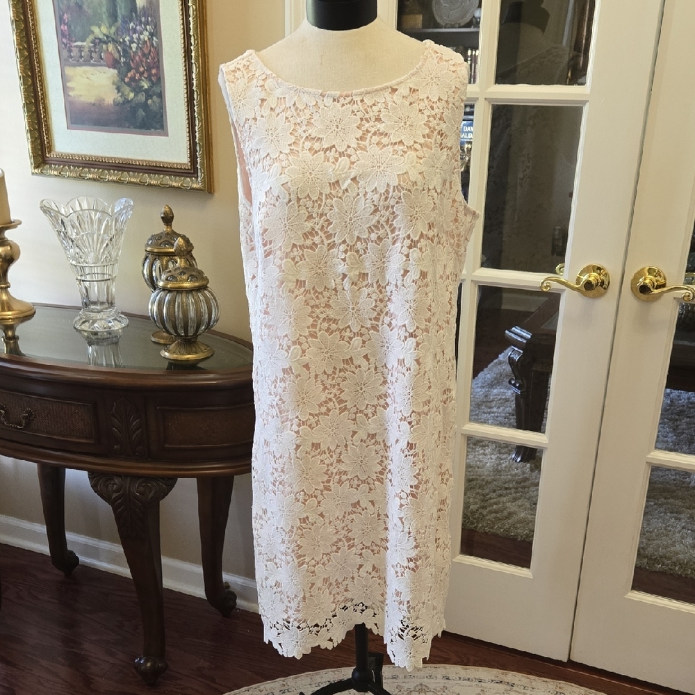 J. Howard Elegant White Lace Sleeveless Dress Nude Lining Hidden Back Zip 18 EUC